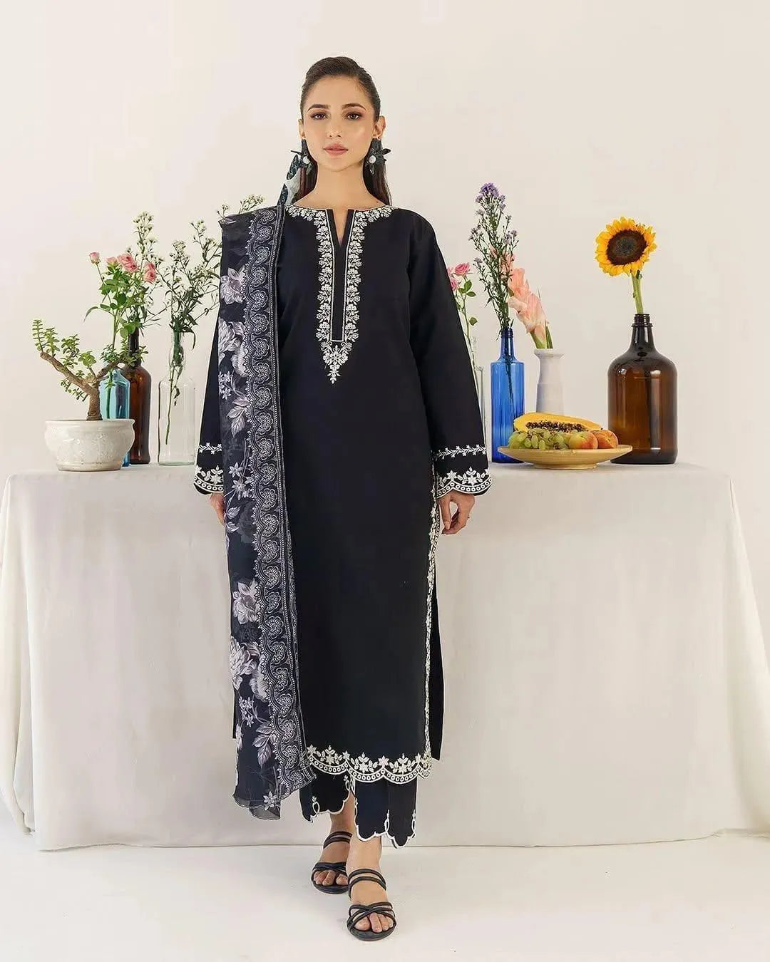 3 Pcs Women's Unstitched Embroidered Suit