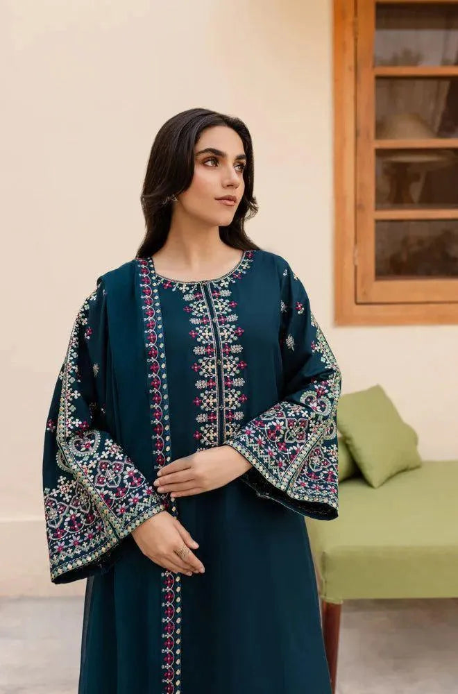 3 Pcs Women's Unstitched Plain Suit