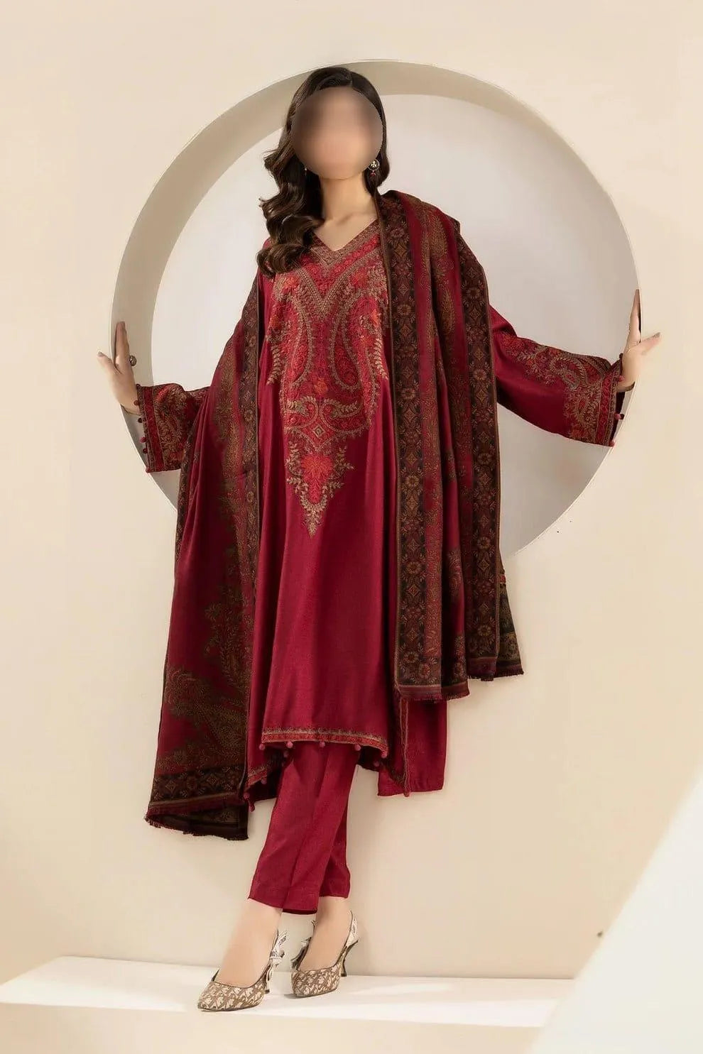 3 Pcs Women's Unstitched Embroidered Suit