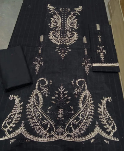 3 Pcs Women's Unstitched Embroidered Suit